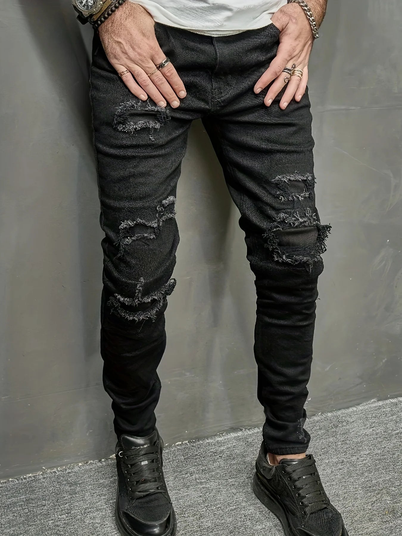Men's slim fit jeans with torn holes, fabric patch, small feet, tight fitting denim pants